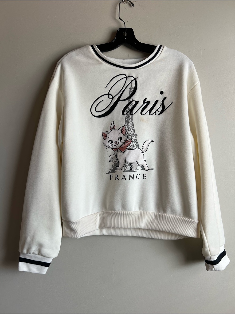 Disney Aristocats Marie Paris France Graphic Sweatshirt Women’s Medium White